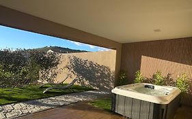 Turismo E Alojamento Dos Lagos Do Sabor - Piscina & Spa